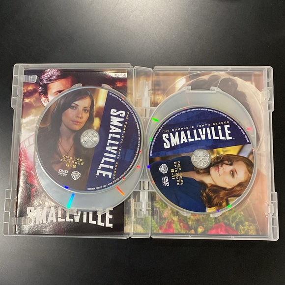 Smallville - The Complete Tenth (Final) Season - Picture 7 of 16